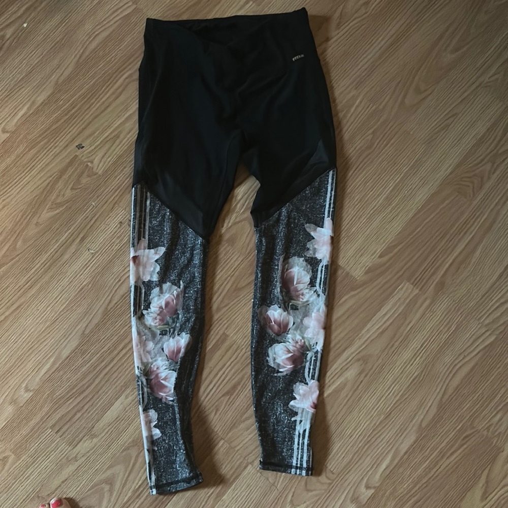 Women’s RBX Black/floral leggings